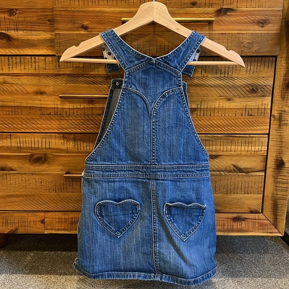 Mini Boden Girls Denim Dress Jumper Heart Pockets Girls - Picture 3 of 5